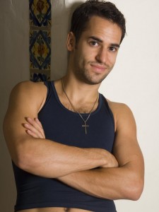 gay7-225x300